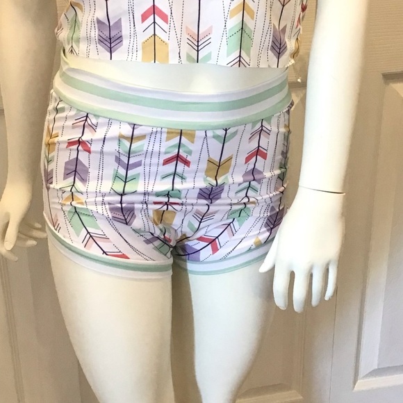 NWOT ISP Dancewear Teen 2pc Arrow Print Muscle Tee And Brief Dance Set AX… - Picture 5 of 8